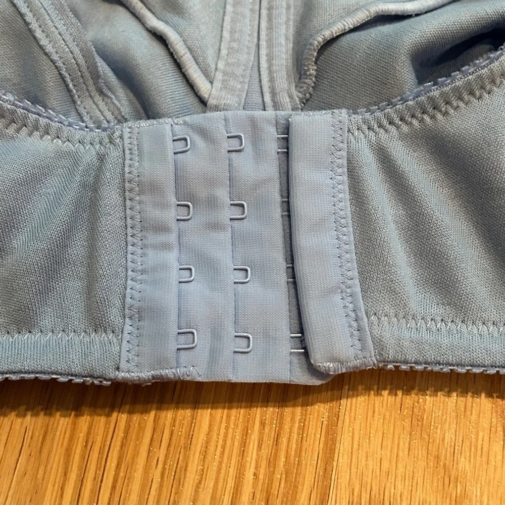 Bestform Wireless Full Coverage Comfort Bra‎ Blue Satin Trim Bow Detail 40DD